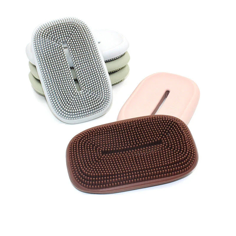 Premium silicone soap dish and brush combo in Scandinavian-inspired colours, featuring a concave dish and soft-bristle brush for bathroom and laundry cleaning