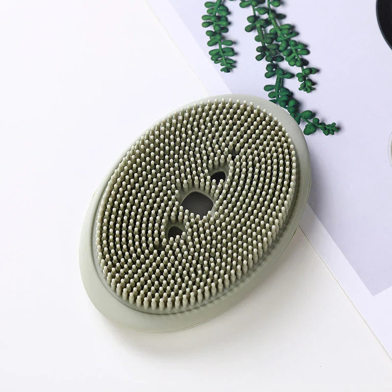 Premium silicone soap dish and brush combo in Scandinavian-inspired colours, featuring a concave dish and soft-bristle brush for bathroom and laundry cleaning