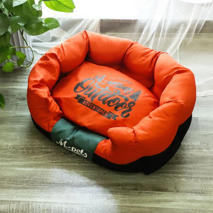 Four Seasons Universal Kennel for dogs and cats with seasonal comfort features