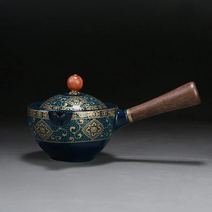 Handcrafted ceramic teapot with wooden handle, designed for brewing traditional Oolong tea with enhanced flavour and aroma
