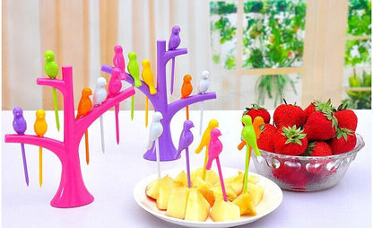 Kids' plastic fruit forks with tree and birds design in vibrant colours