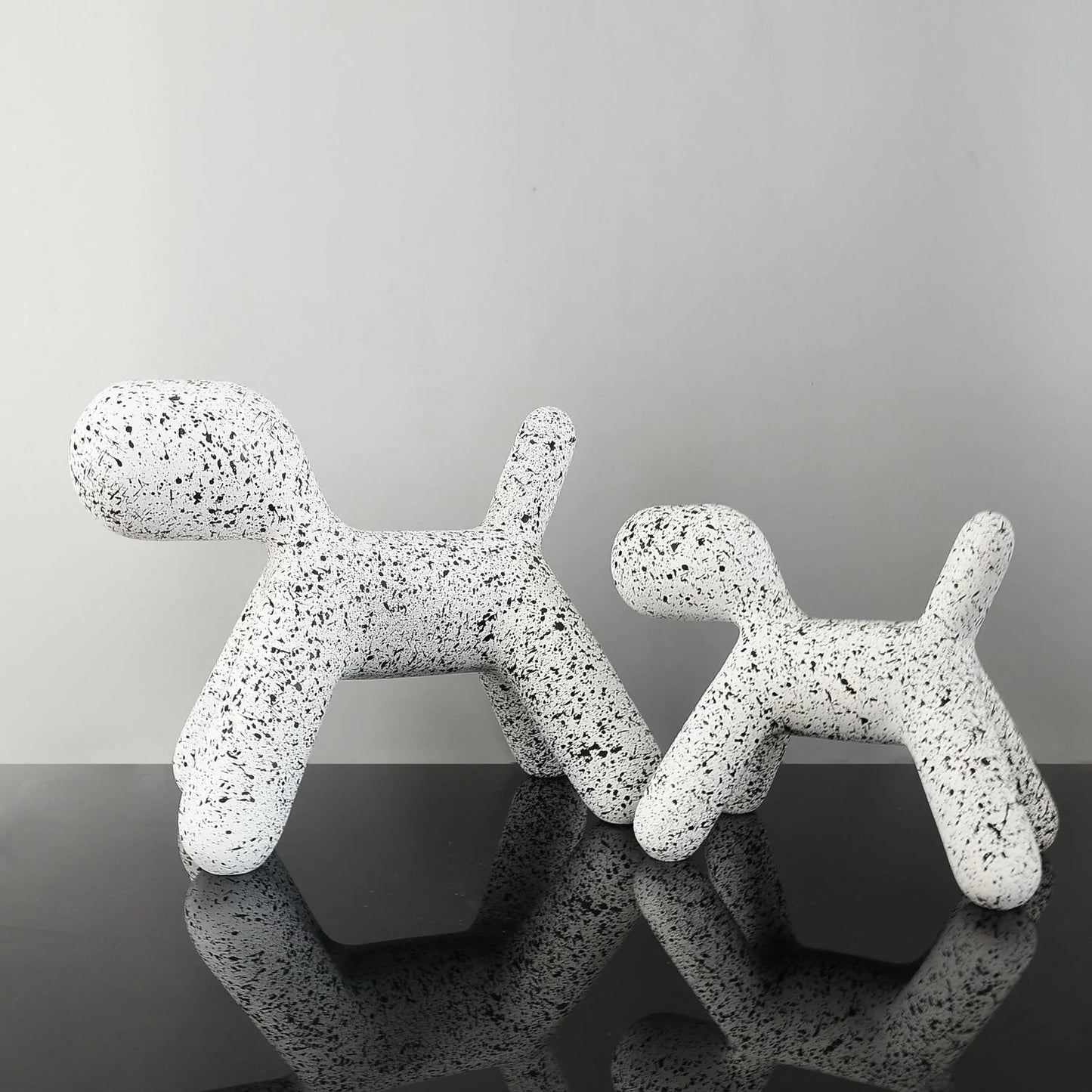 Resin balloon abstract dog ornament in various colours and sizes