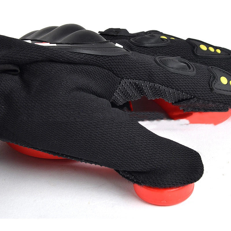 Downhill skateboard gloves with sliders for enhanced hand protection during skateboarding