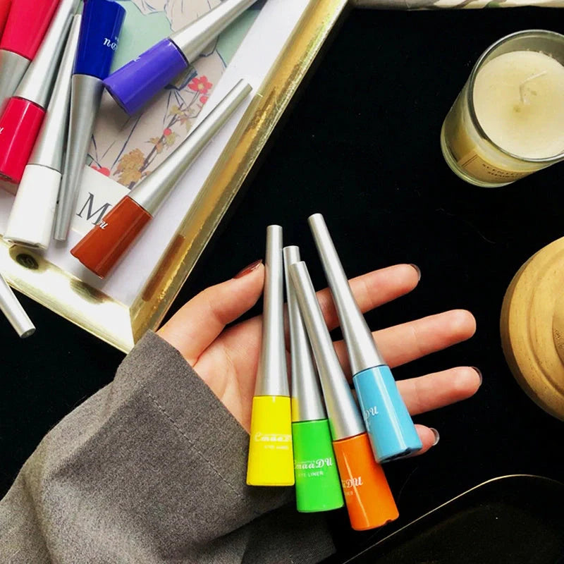 17 Colour Liquid Eyeliner Matte Quick-Drying Waterproof Long-Lasting in 17 vibrant colours