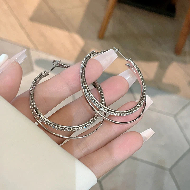 Elegant geometric alloy earrings and bracelet set in gold and silver finishes