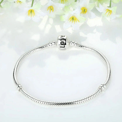 Silver beaded bracelet with copper electroplating and anti-fatigue properties
