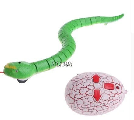 Realistic remote control toy snake with retractable tongue and swinging tail