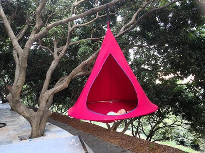 Flying Saucer Lightweight Portable Nylon Hammock in green, ideal for camping and backpacking