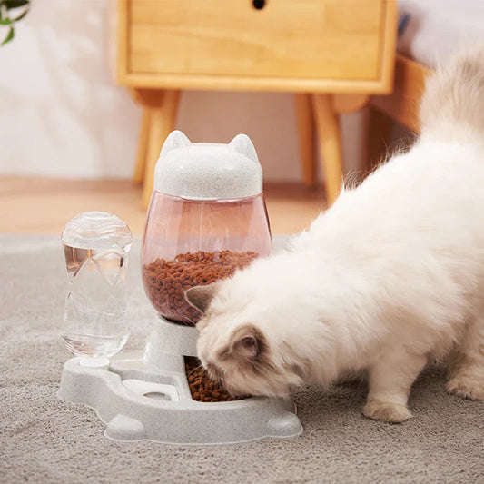 Automatic pet feeder with gravity-powered design, made of durable polypropylene and polyethylene terephthalate materials