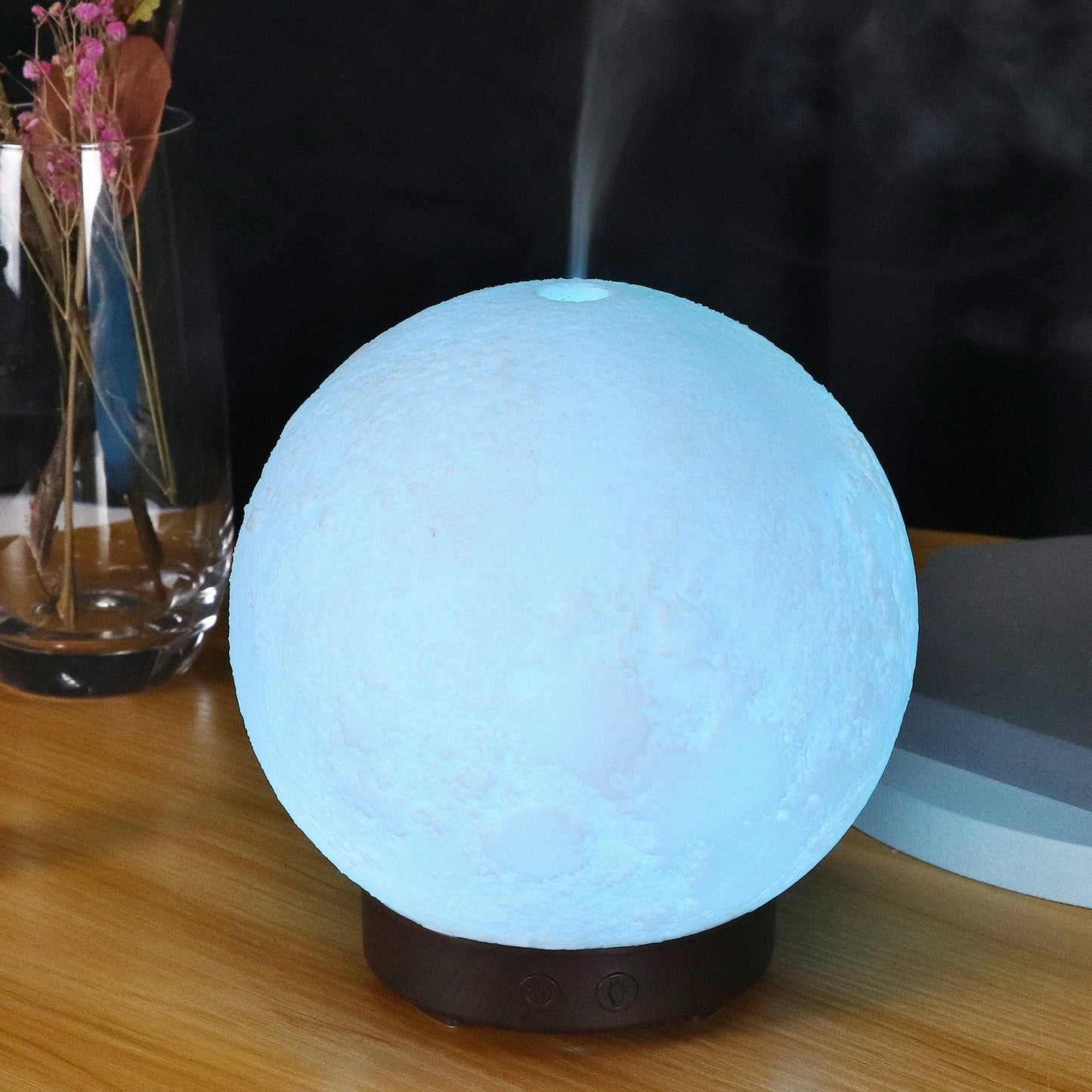Soothing ultrasonic humidifier and aroma diffuser with wood grain and neutral color options