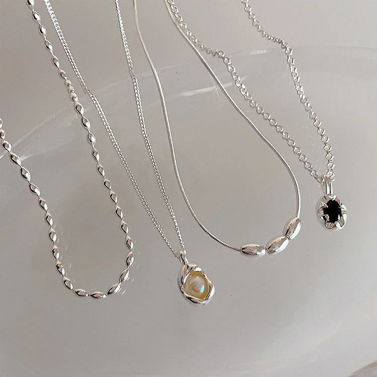 Elegant Irregular Zircon Pearl Metal Pendant Necklace for Women with Gold Plating