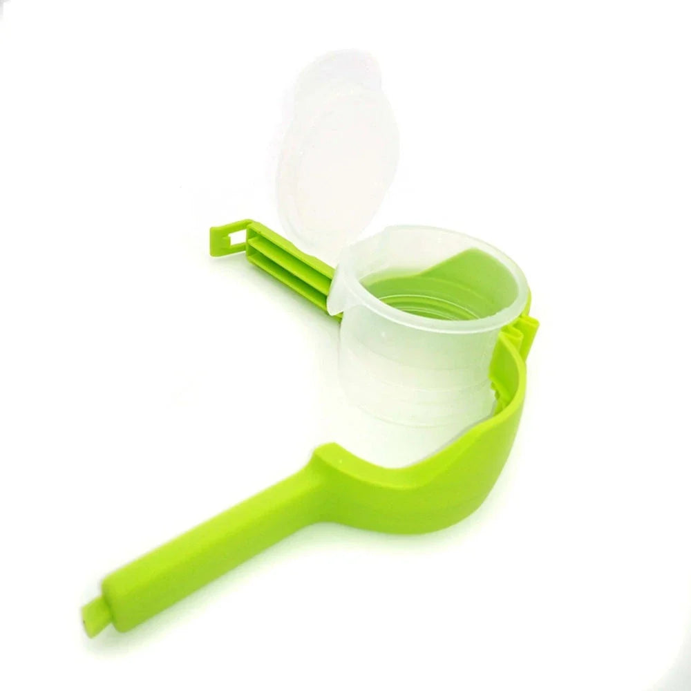 Premium food preservation clip with airtight seal and wide pouring spout to keep snacks fresh