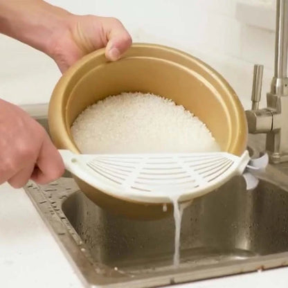 Multifunctional household colander in pink, beige, light blue, or navy blue with water baffle drainage design