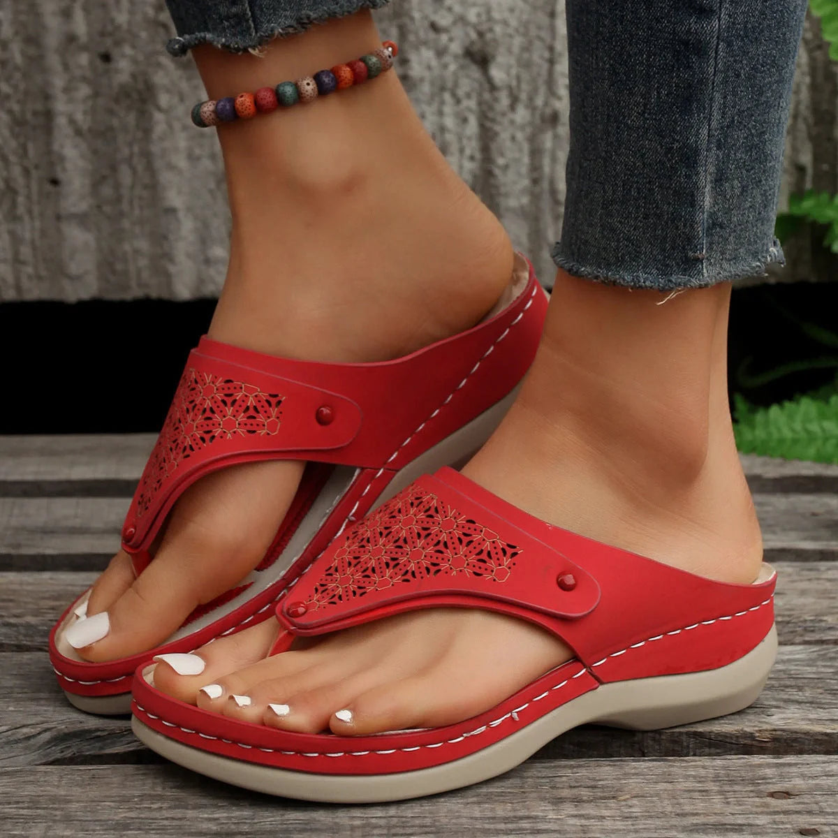 Women's PU thong sandals in various colours with segmented toe design