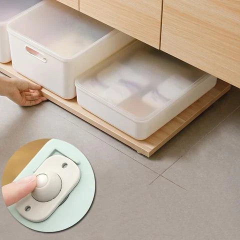 Smooth-rolling stainless steel castors with 360-degree swivel for easy mobility and silent operation