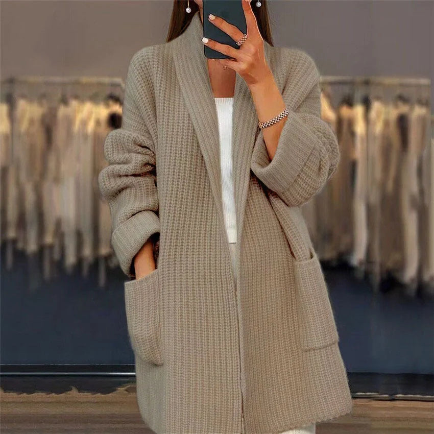 Stylish women's lapel knitted cardigan with pockets in various colours