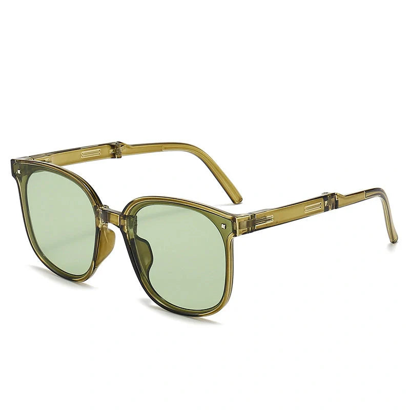 Folding sunglasses with UV400 protection in various colours