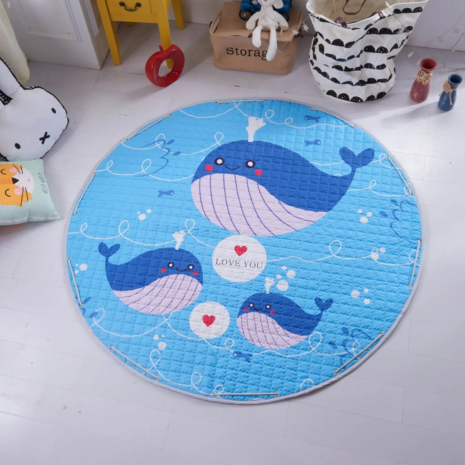 Round baby crawling mat with toy storage bag in various colours