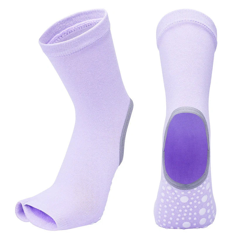 Premium non-slip yoga socks for women featuring split-toe design, jacquard knitting, and breathable combed cotton construction