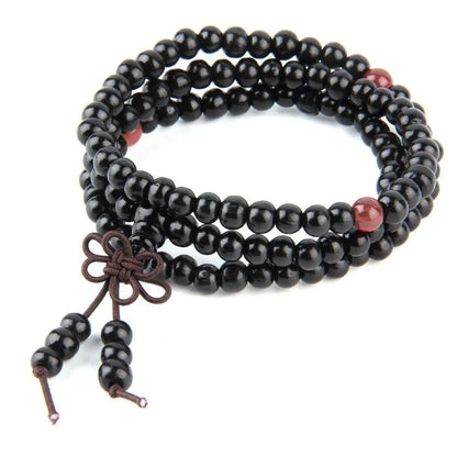 6mm Natural Sandalwood Buddhist Meditation 108 Beads Bracelet on wrist