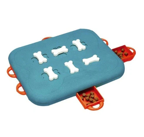 Blue casino treasure hunt puzzle food spill toy for pets, durable plastic design