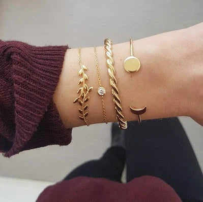 Adjustable geometric bracelet set with crystal and leaf motifs
