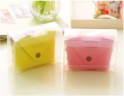 Vibrant macaron-shaped key case in candy colours for keys organisation