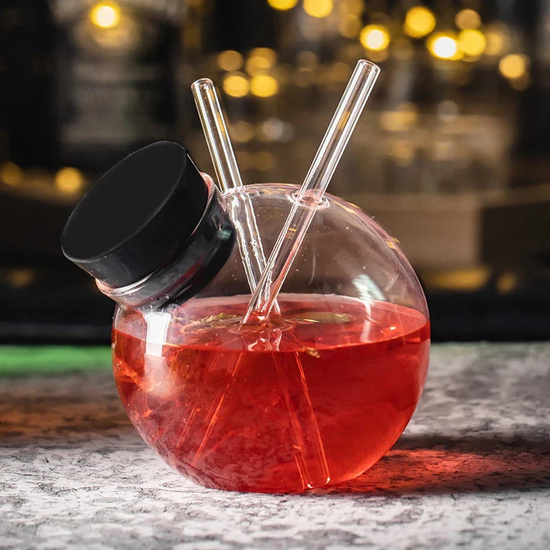Premium borosilicate cocktail glasses with a stylish molecular design, suitable for a variety of alcoholic and non-alcoholic drinks
