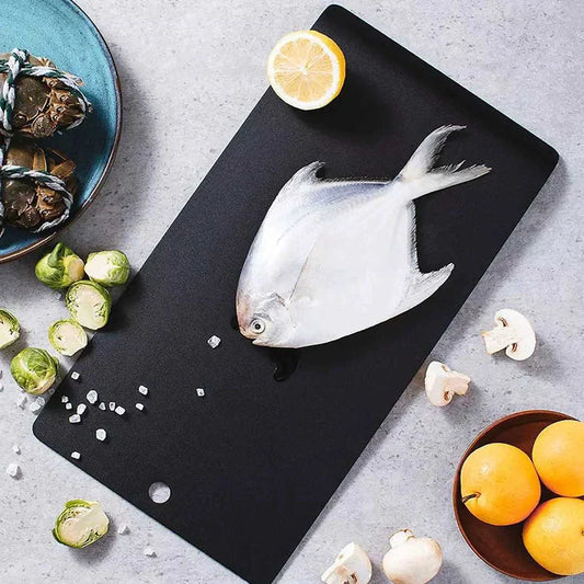 Black aluminium steak thaw board for efficient meat thawing