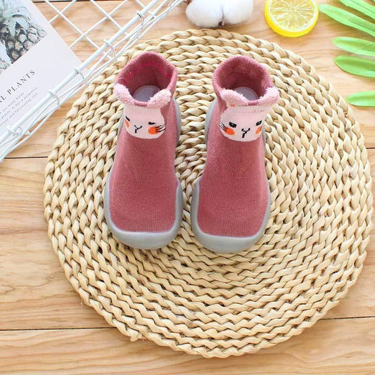 Cosy children's non-slip floor socks in various vibrant colours and sizes