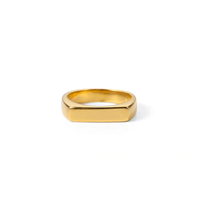 Elegant French retro gold titanium steel ring with geometric design
