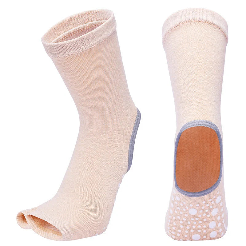 Premium non-slip yoga socks for women featuring split-toe design, jacquard knitting, and breathable combed cotton construction