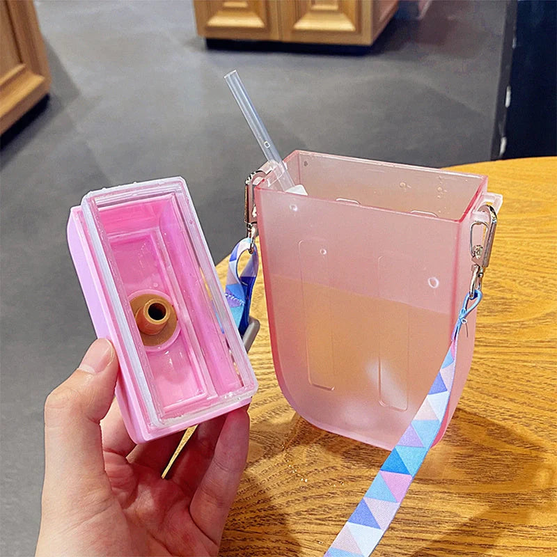 Summer children's water cup with straw, anti-leak design, and cartoon pattern