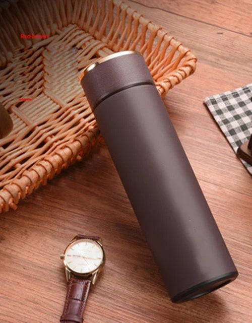 Versatile business mug with touch-sensitive temperature display, available in various colors and sizes