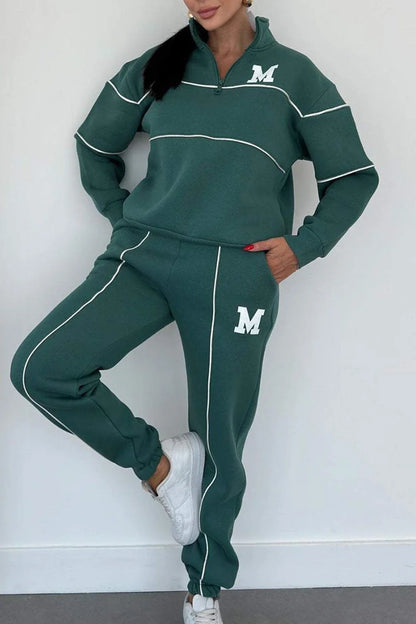 Women's 2-Piece Lounge Set with Hoodless Pullover Sweatshirt and Baggy Fashion Sweatpants in Assorted Colours