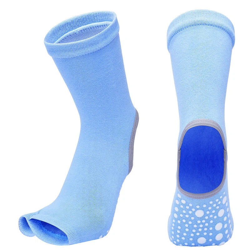 Premium non-slip yoga socks for women featuring split-toe design, jacquard knitting, and breathable combed cotton construction