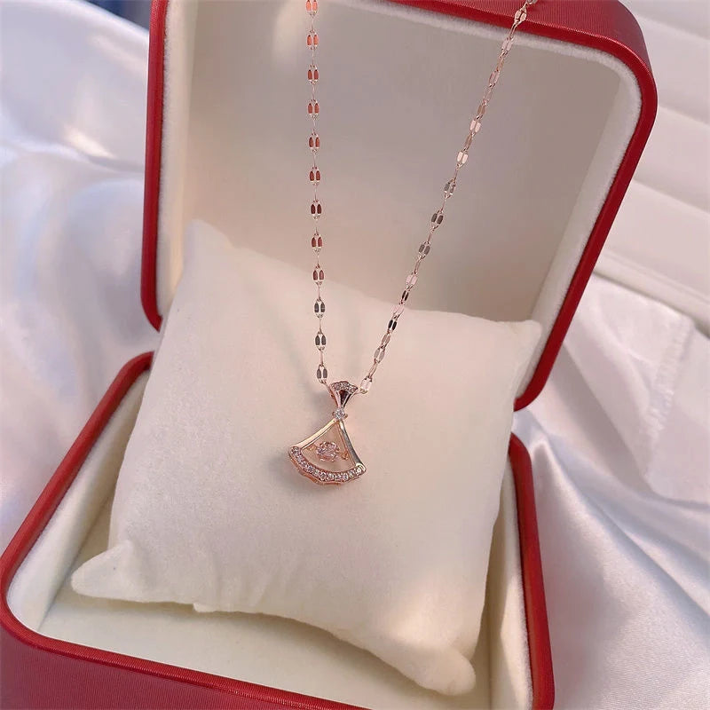 Valentine's Day titanium steel perfume bottle pendant necklace with zircon detail
