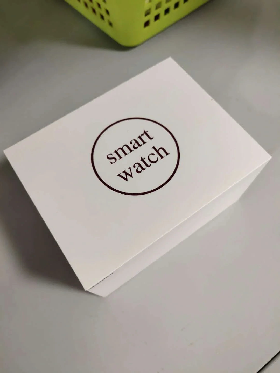 Smart Bracelet with heart rate monitoring and fitness tracking features