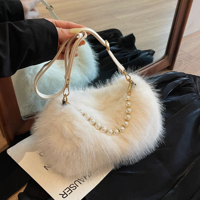 Plush pearl chain crossbody bag in various colours for autumn and winter fashion