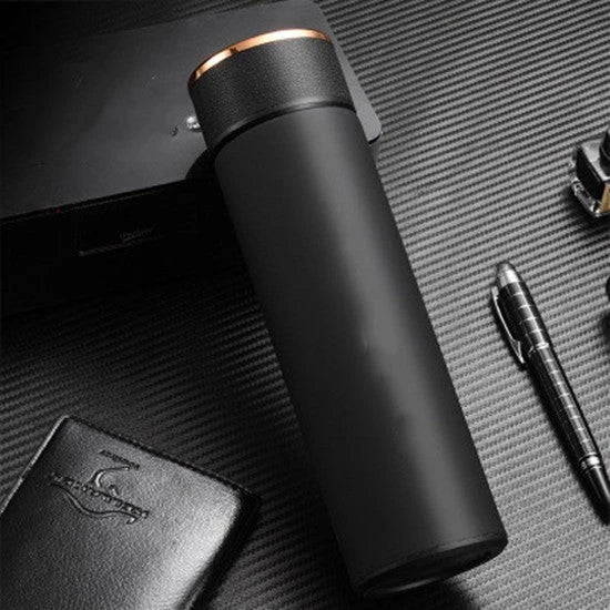 Versatile business mug with touch-sensitive temperature display, available in various colors and sizes