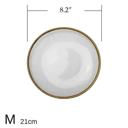 Elegant gold inlay glass plates with a sleek, modern design for a luxurious dining experience