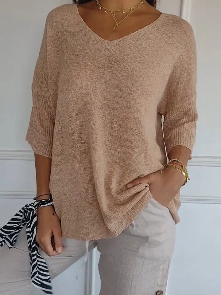 Stylish long-sleeve jumper in various colours with a slimming V-neckline design for a flattering silhouette
