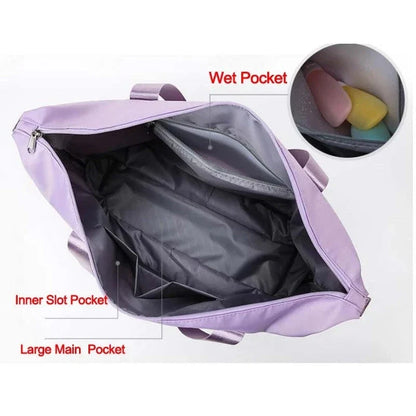 Expandable travel duffel bag with adjustable shoulder strap, multiple interior pockets, and water-resistant Oxford cloth material