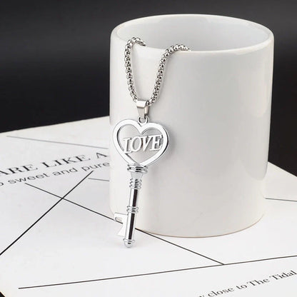 Elegant stainless steel heart key pendant choker necklace for women