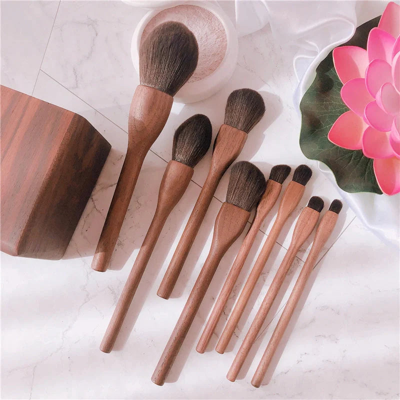 Wood Handle Makeup Brush Set with Natural Goat Hair Bristles and Walnut Wood Handle