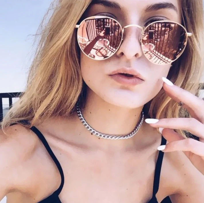 Women's retro metal sunglasses with round frame in gold and silver options