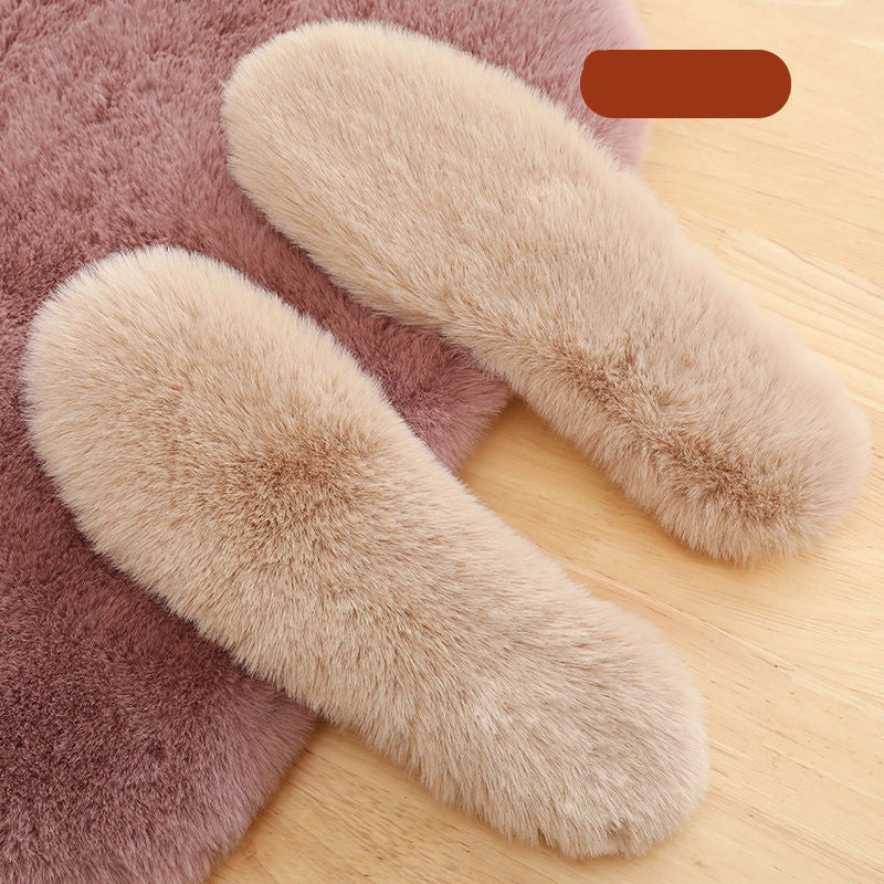 Winter sheepskin insoles with wool felt layer for enhanced warmth and comfort