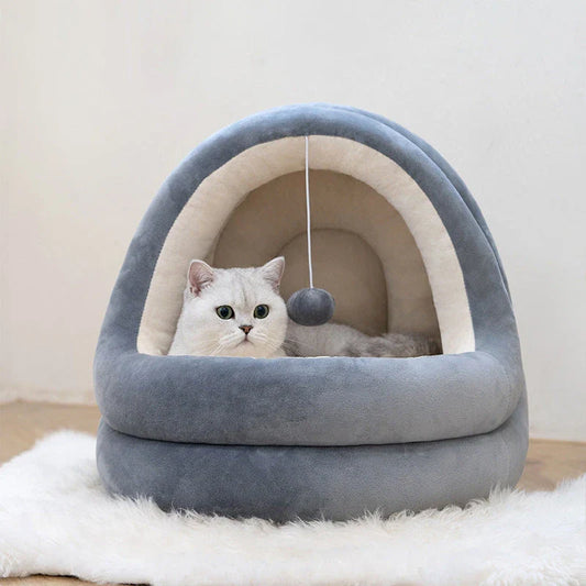 Luxurious pet bed made of high-quality velvet-like fabric, providing cosy and comfortable sleeping space for cats and small dogs