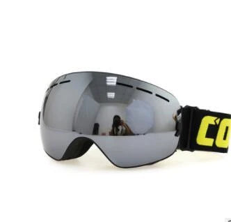Premium ski goggles with anti-fog spherical lenses, available in a variety of frame and lens color options for winter sports enthusiasts.