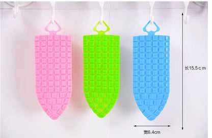 Flexible cleaning brush with high-quality bristles for kitchen and bathroom use
